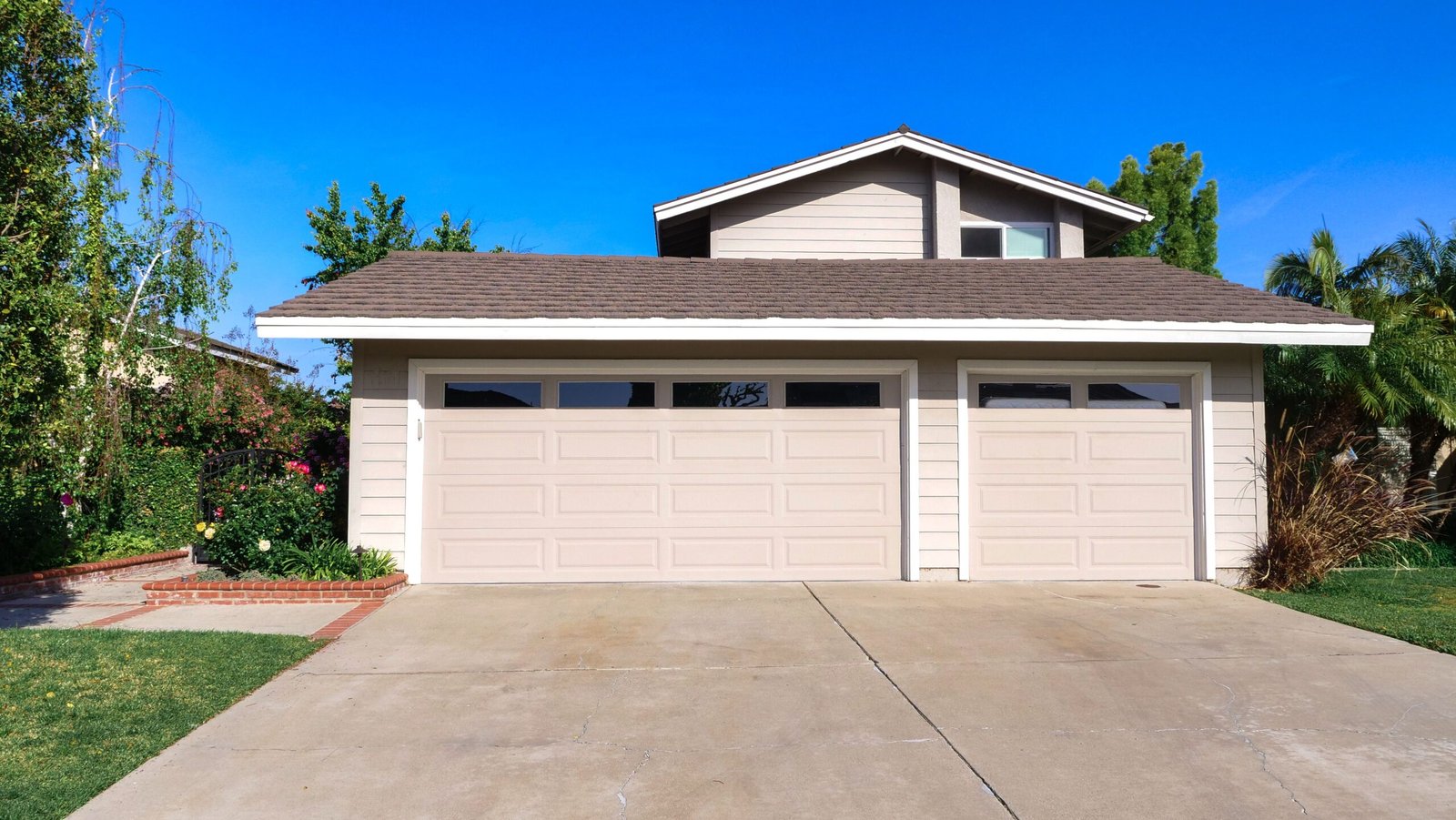 How Much Does It Cost to Build a Garage? Attached vs. Detached (2026 Guide)